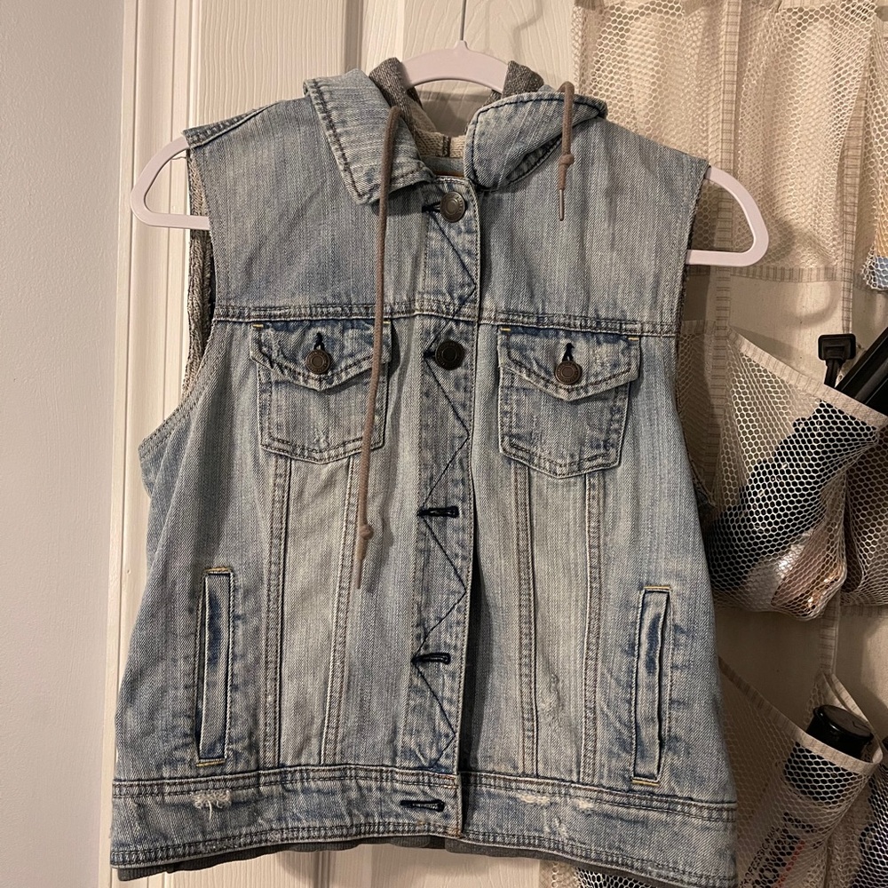 American Eagle jean vest
